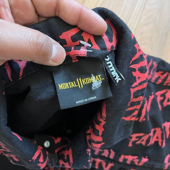 NTWRK MORTAL KOMBAT II Men's Trucker Jacket SIZE MEDIUM Button Up Fatality - Picture 10 of 10